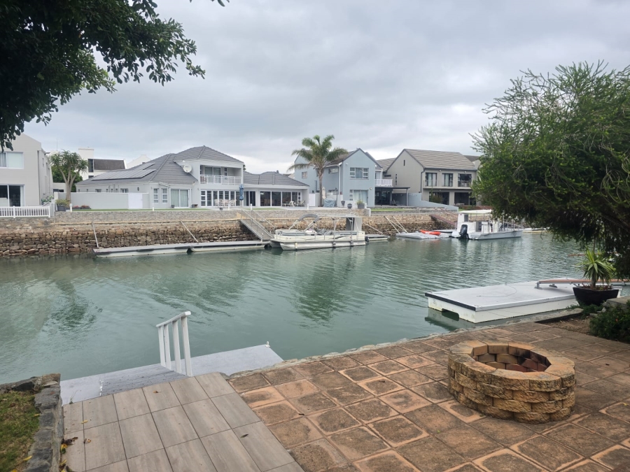 4 Bedroom Property for Sale in Royal Alfred Marina Eastern Cape